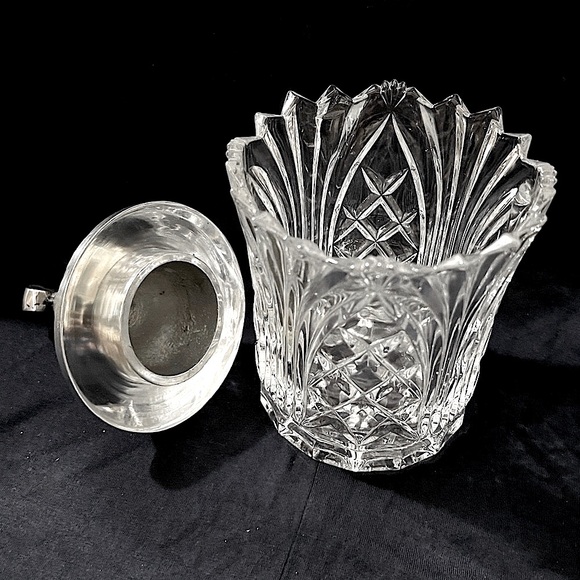 Fifth Avenue Crystal Candy Dish/Vase made in Poland. Perfect condition! - Picture 5 of 15